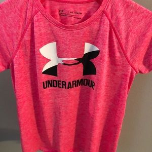 Girls under Armour shirts